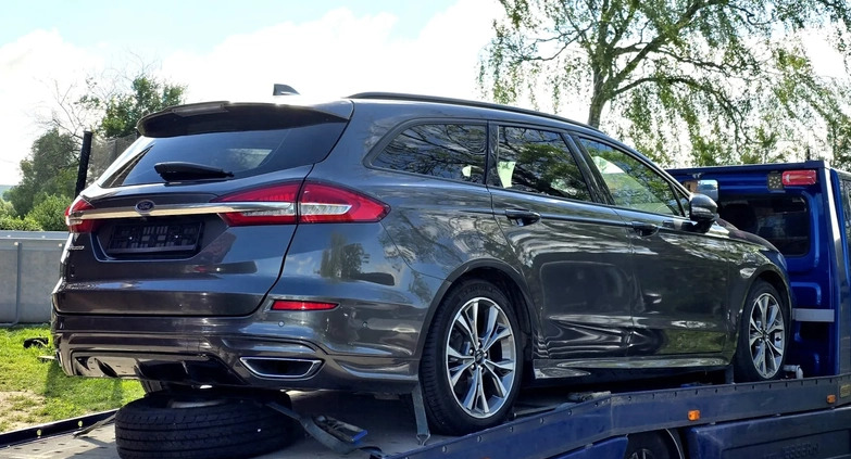 Ford Mondeo cena 69900 przebieg: 216800, rok produkcji 2020 z Iława małe 29